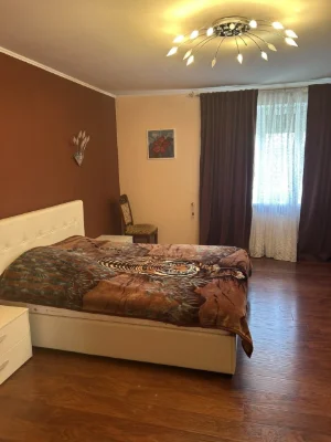 ПРОДАМ  котедж на Реевке200м