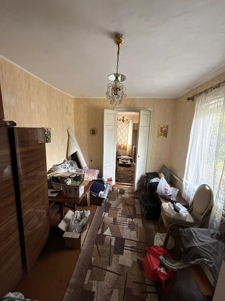Продам 1/2 будинку р-н 2 Занасип , земля 5 соток ( можна по