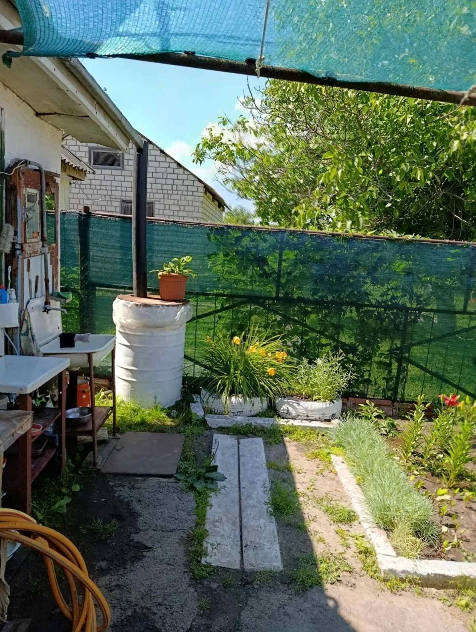 Частина будинку з 50 сотками землі, вул. Богдана Хмельницько