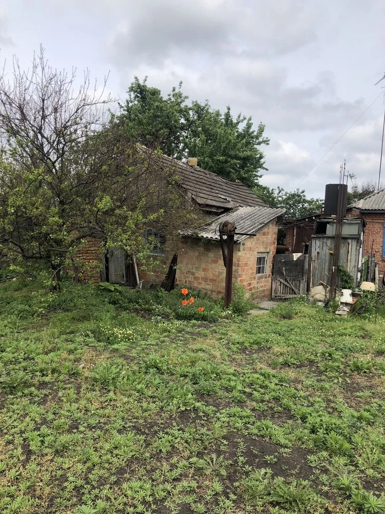 Продам жилий будинок з гарною інфраструктурою