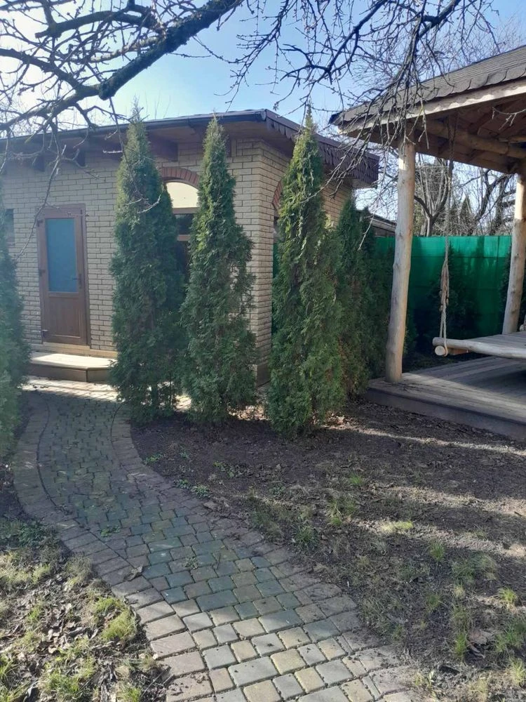 Центр Продаж 3-х поверхового будинку для родини в Кременчуці