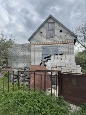 Сертифікат, продаж дачного будинку з документами.