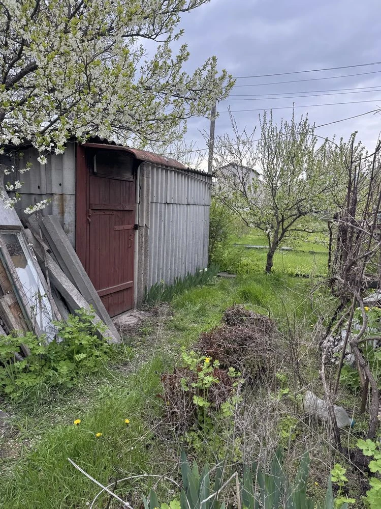Сертифікат, продаж дачного будинку з документами.