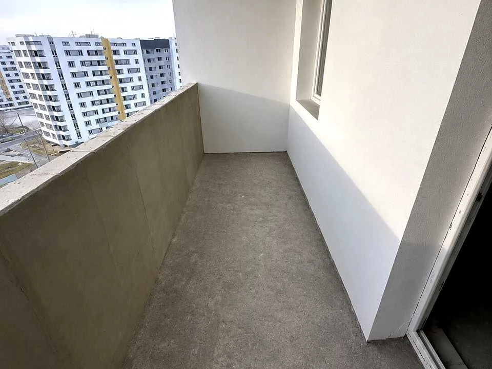 Apartment. Kharkiv, Poltava Shlyakh St., 184, k.