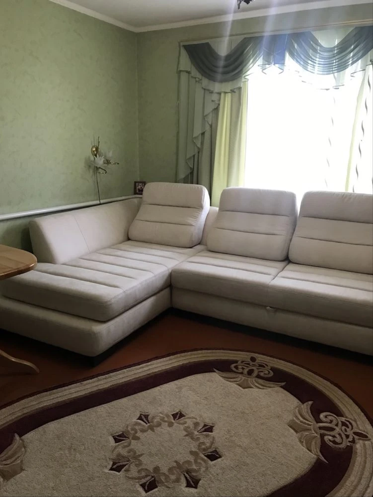 Продам будинок м.Глобино