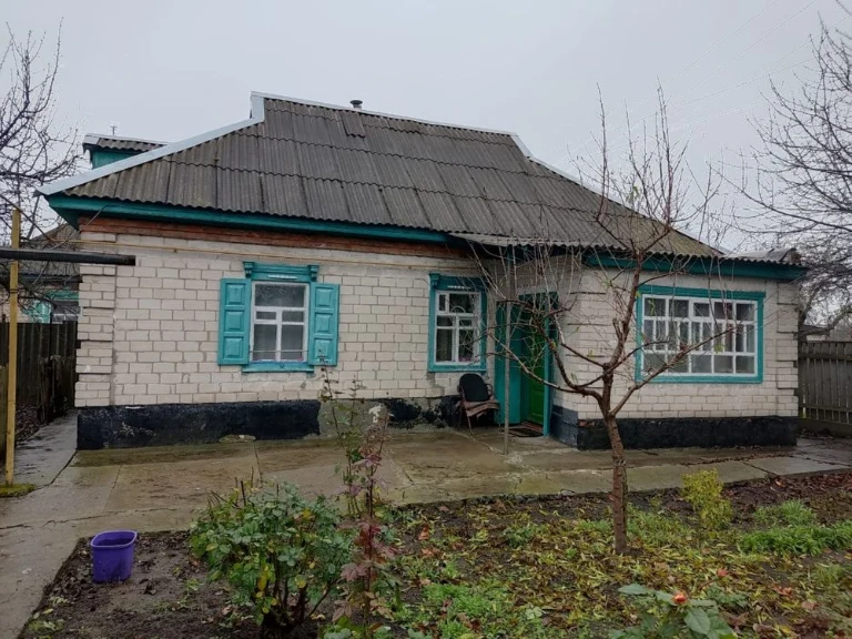 Продам будинок в с.Погреби