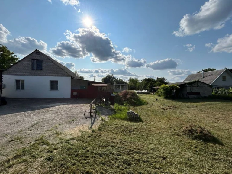 Продаж будинку 2004р. по вул. Козацька (Керченська)