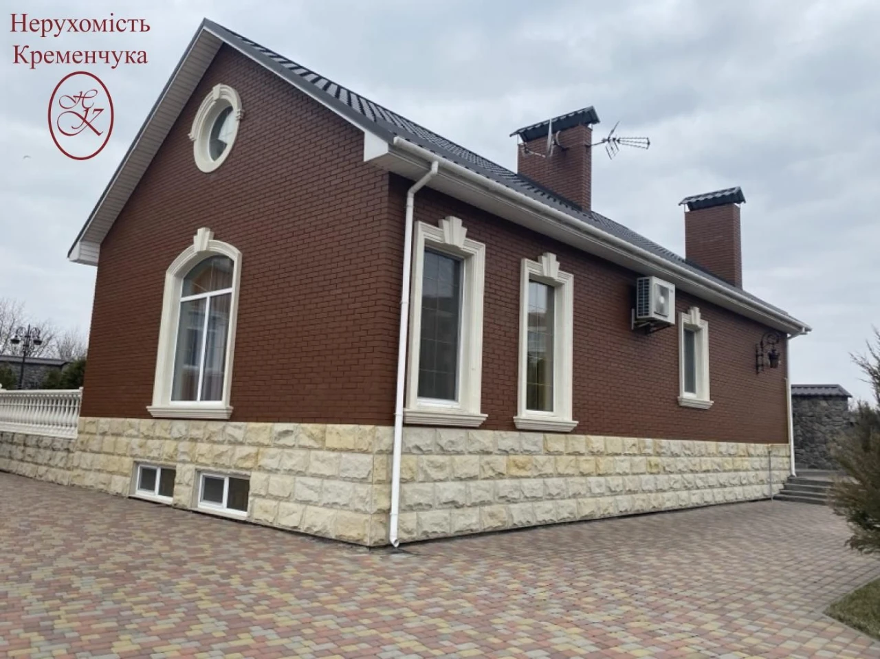 Продаж / будинок для сім'ї, приватної школи, дитячого приват