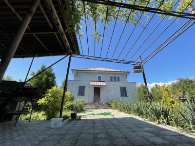 Дом ( пров. Будівельників) начало Кривушей