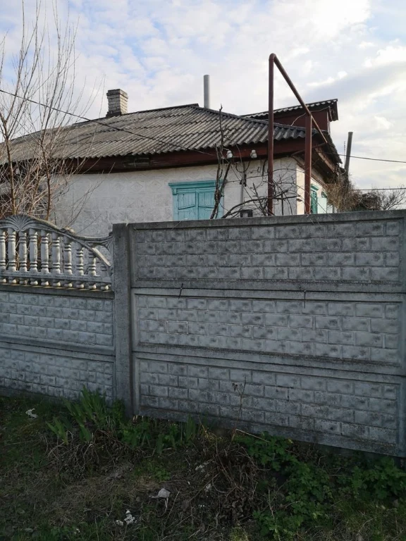 Продам частину будинку з окремим  подвірʼям КРЮКІВ