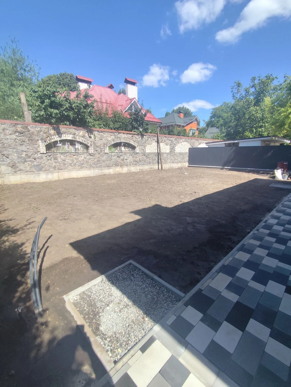 Дом новострой в нагорной части