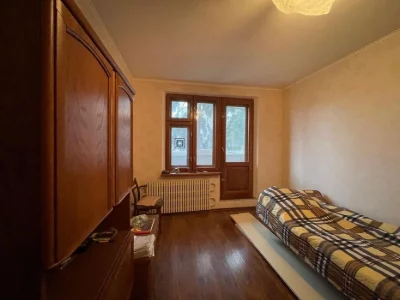 Pavlovo Pole. Three-room apartment for sale.