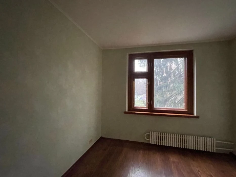 Pavlovo Pole. Three-room apartment for sale.
