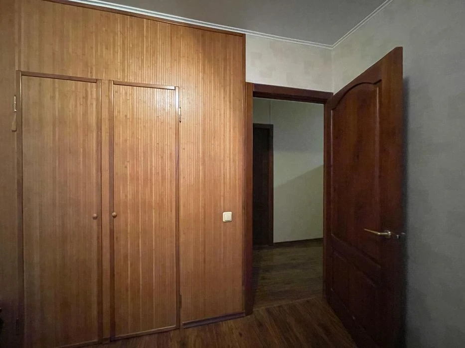 Pavlovo Pole. Three-room apartment for sale.