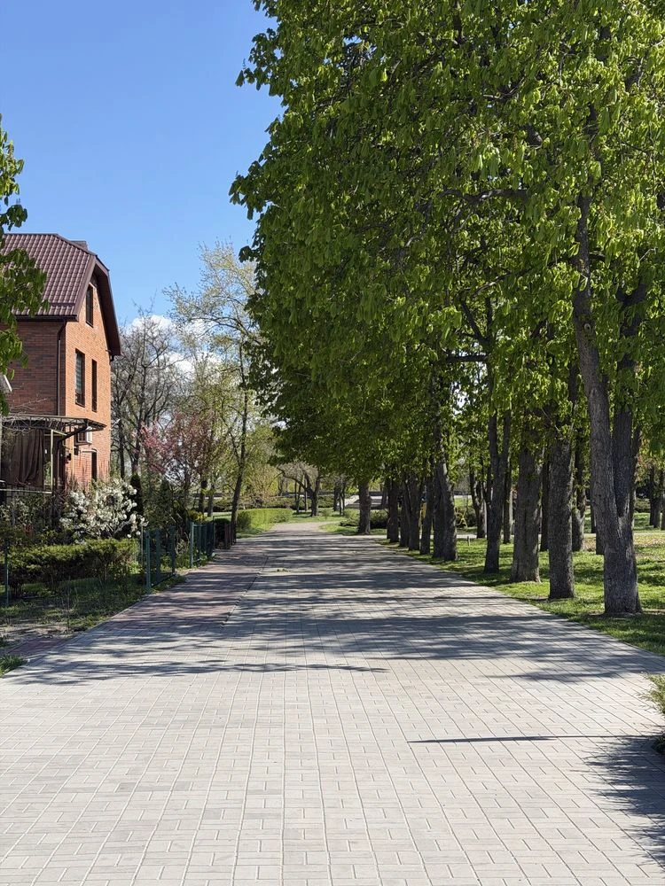 Продаж будинку таунхаусу