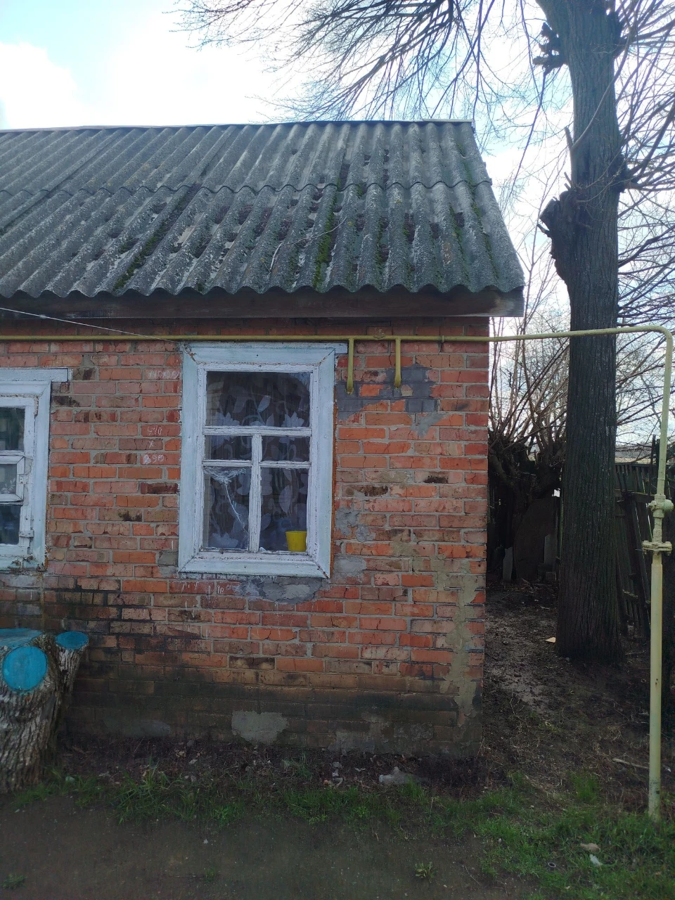 Будинок у с. Камбурліїївка Онуфріївського району. 25км Креме