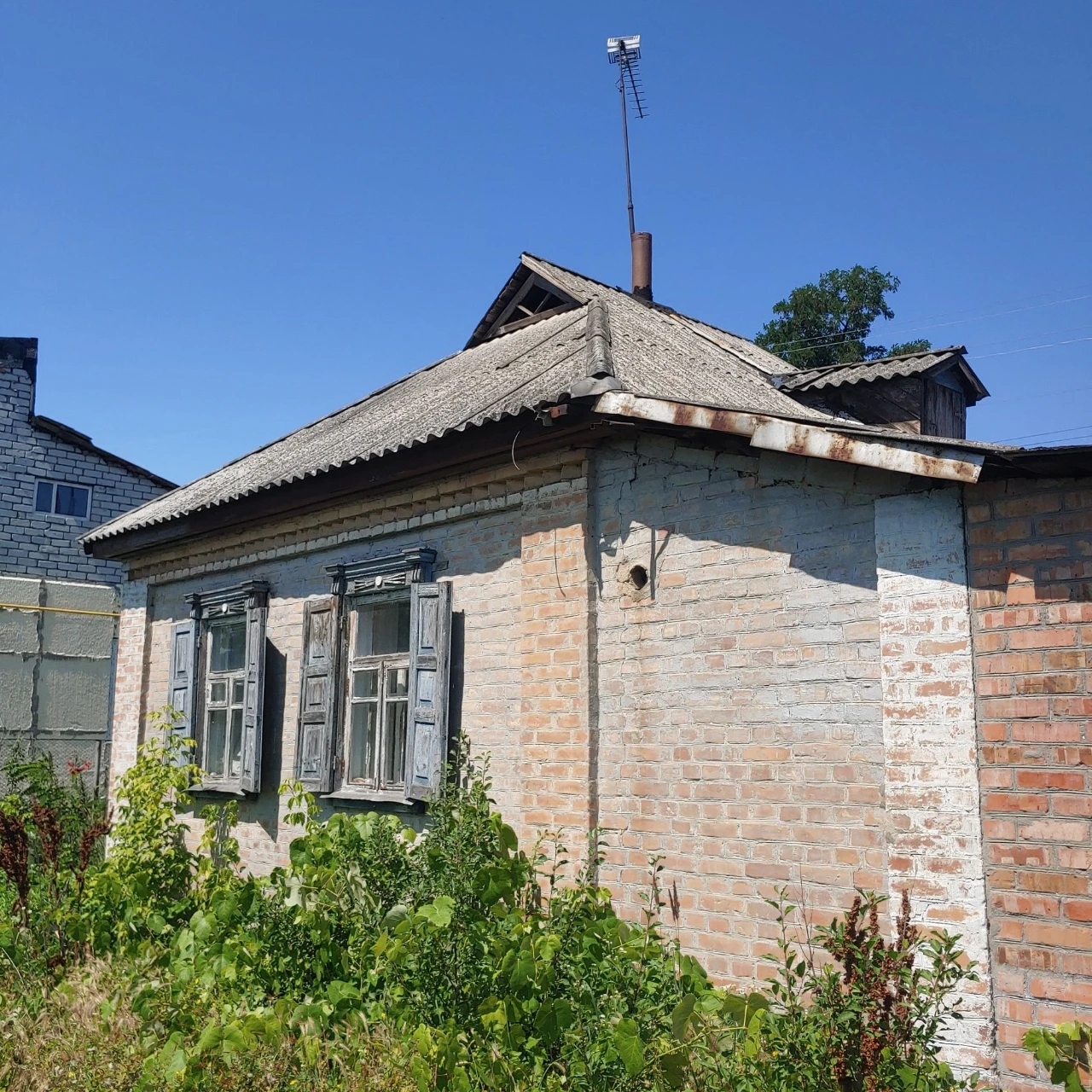 Власник.Будинок в Кременчуці, є працююча  груба,газ, вода, с