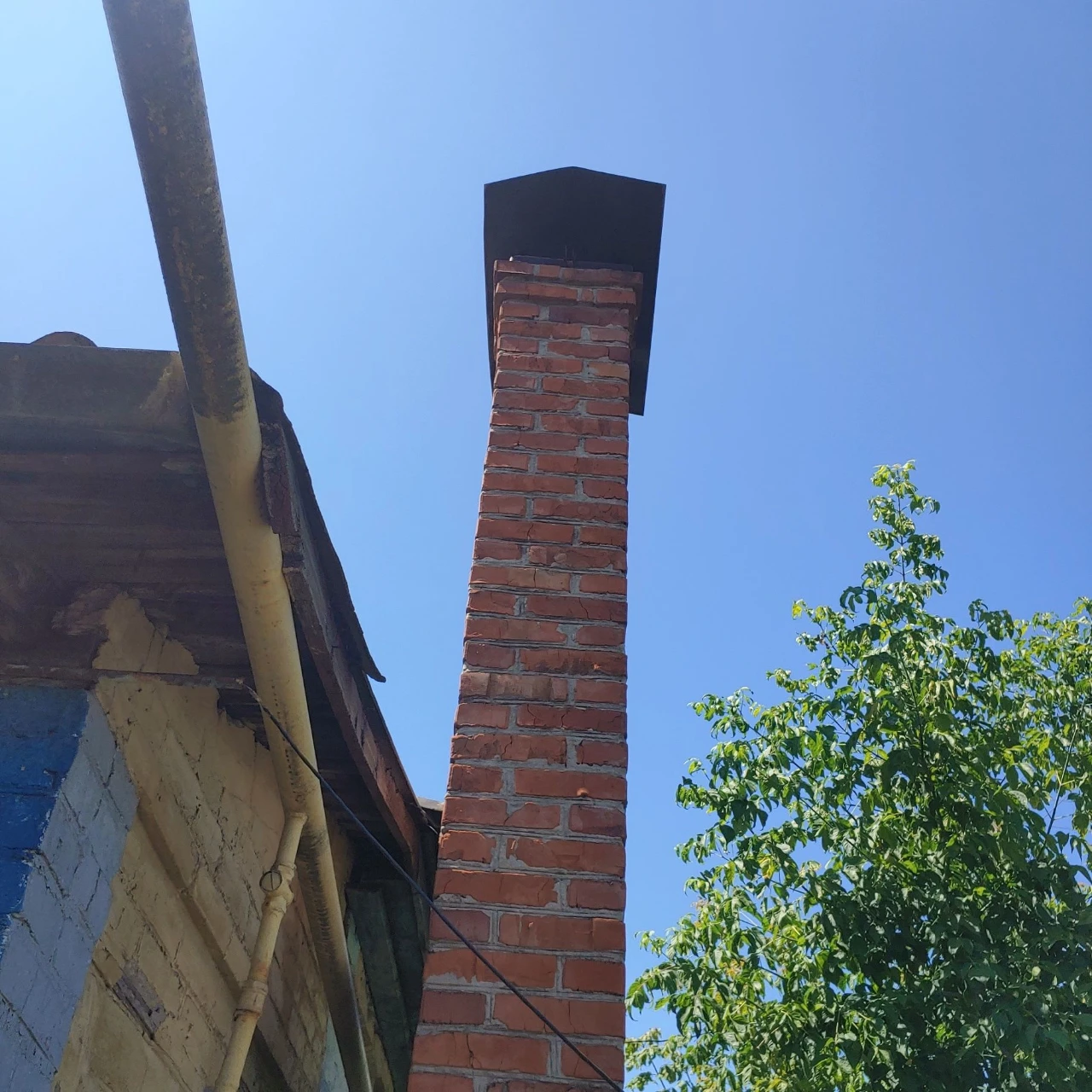 Власник.Будинок в Кременчуці, є працююча  груба,газ, вода, с