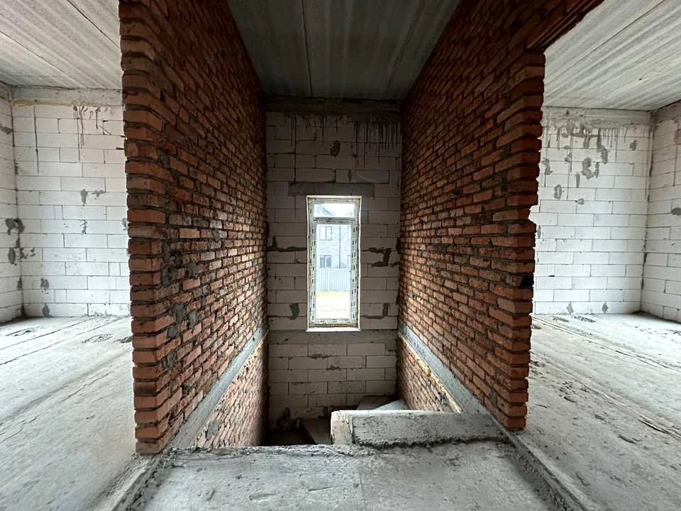 Будинок. Буча, Івана Карпенка-Карого вул.