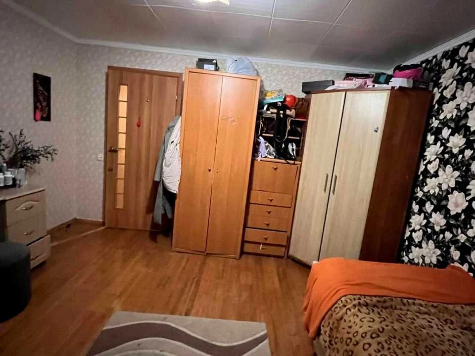 Будинок. Буча, Південна