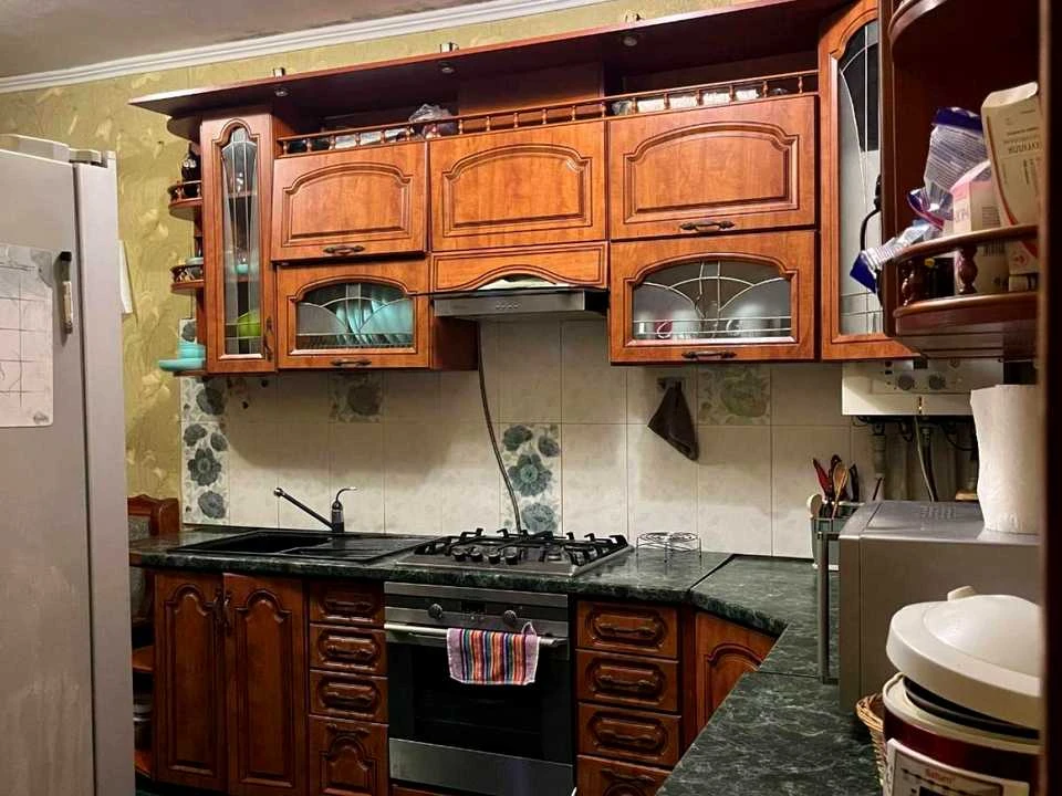 Будинок. Буча, Південна