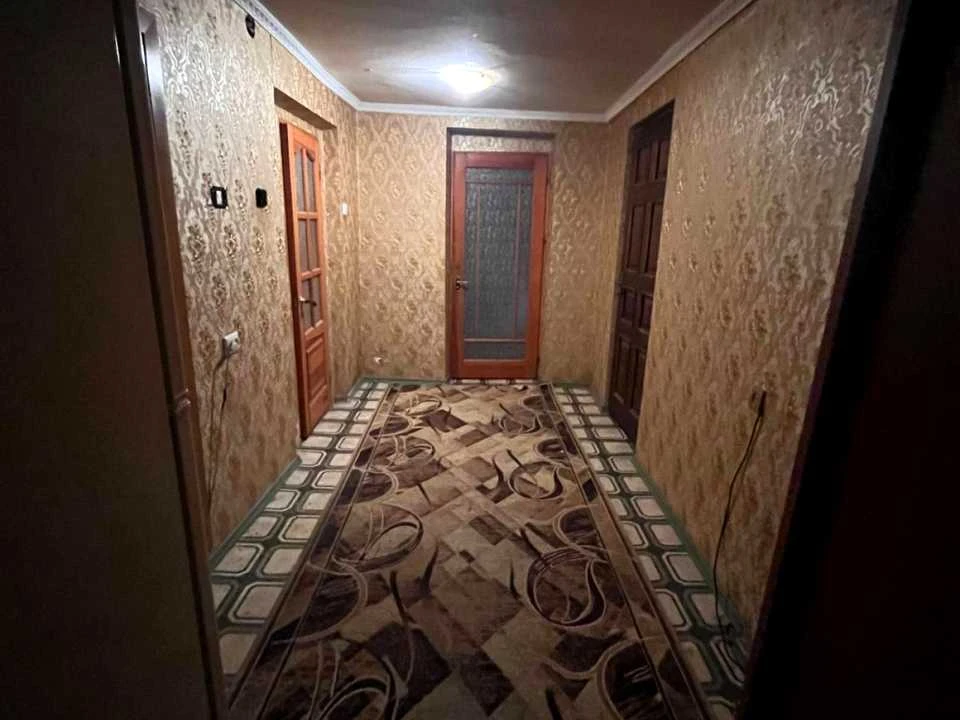 Будинок. Буча, Південна