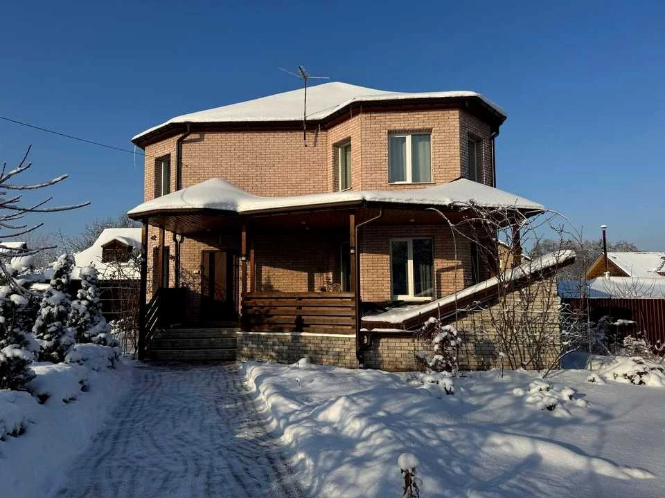 Будинок. Буча, Новаторів вул.