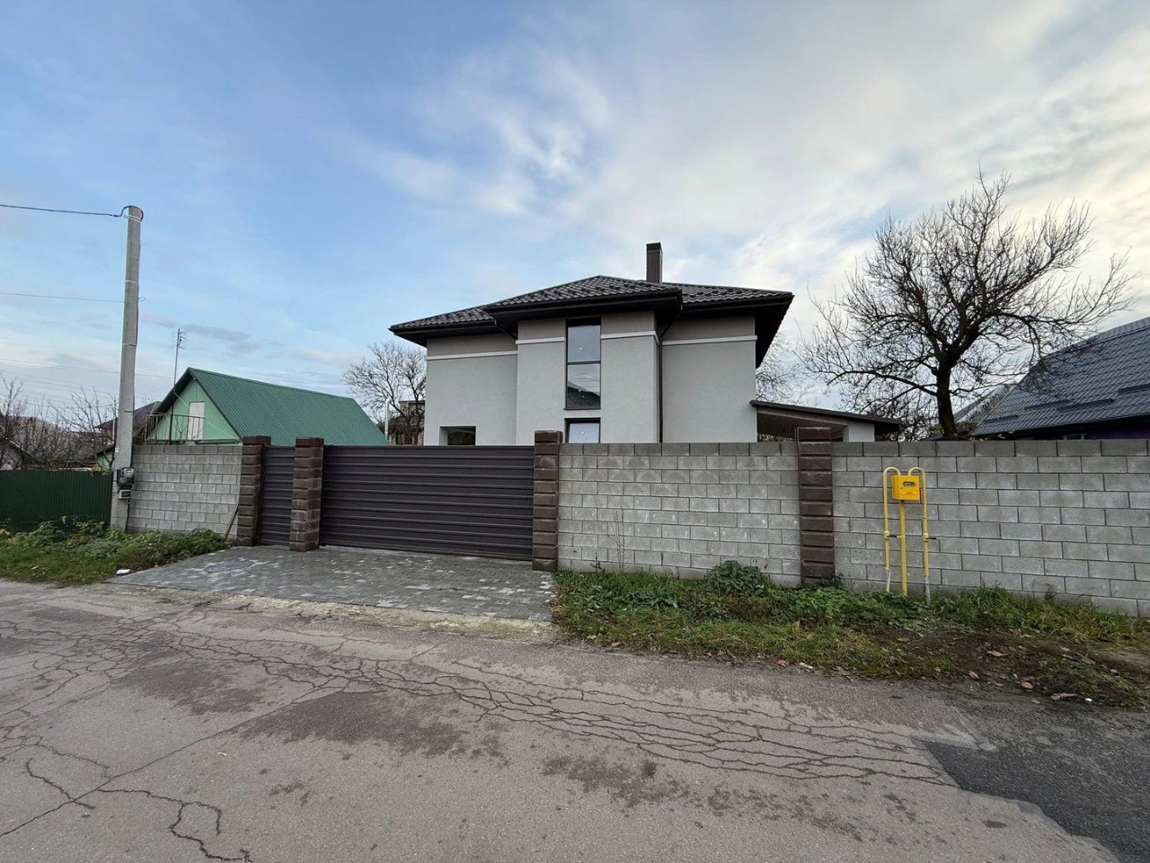 Окремий будинок 125м² у Бучі, поруч Варшавський ринок та Аве