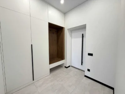 Таунхаус с ремонтом 100 м², участком 1,5 сотки, центральными