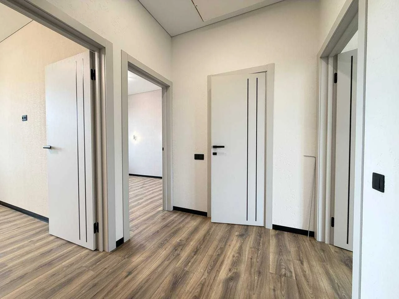 Таунхаус с ремонтом 100 м², участком 1,5 сотки, центральными