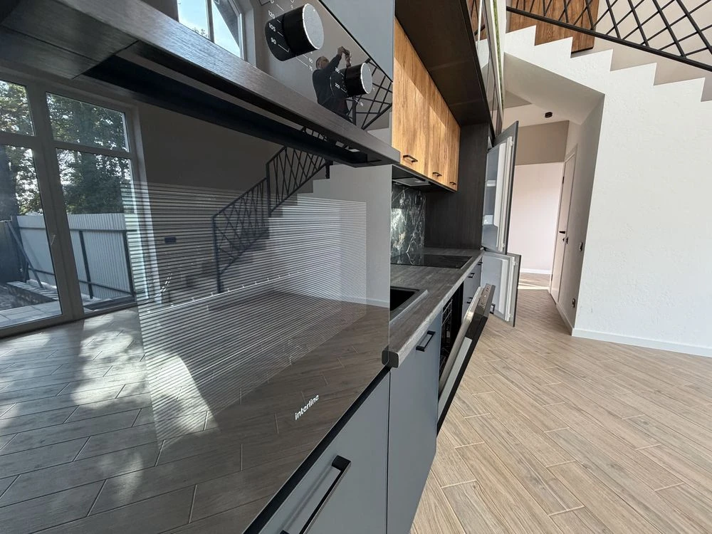 Продаж дуплексу в Бучі 100 м² | Авторський ремонт | 2,5 сотк