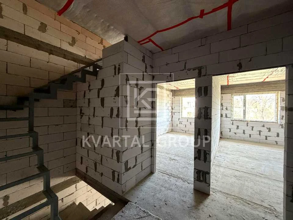 Будинок. Буча, Центральна вул.