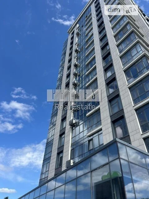 Sale of 3-room apartment 154 sq. m. on Andriy Verkhoglyada St. 11B •