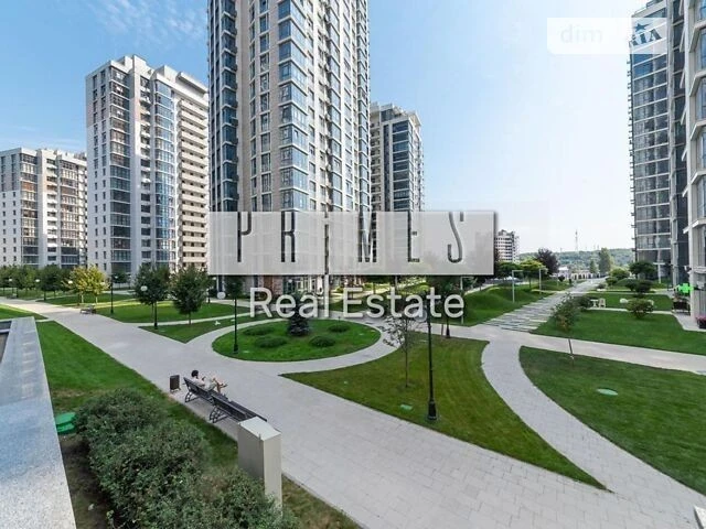 Sale of 3-room apartment 154 sq. m. on Andriy Verkhoglyada St. 11B •