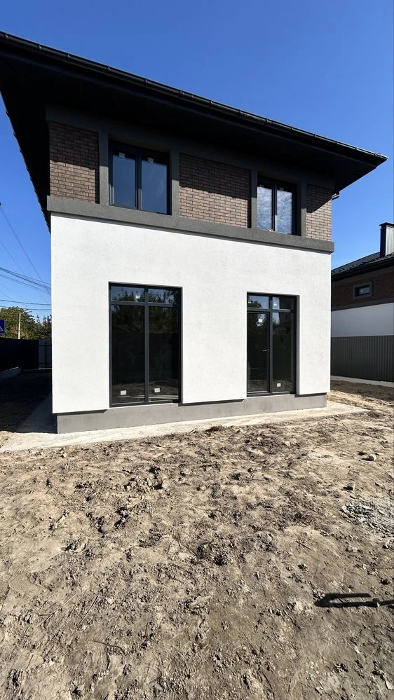 Будинок у Бучі: 125 м², 4 кімнати, газ і центральні комуніка