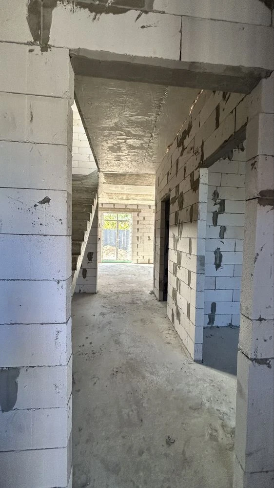 Будинок у Бучі: 125 м², 4 кімнати, газ і центральні комуніка