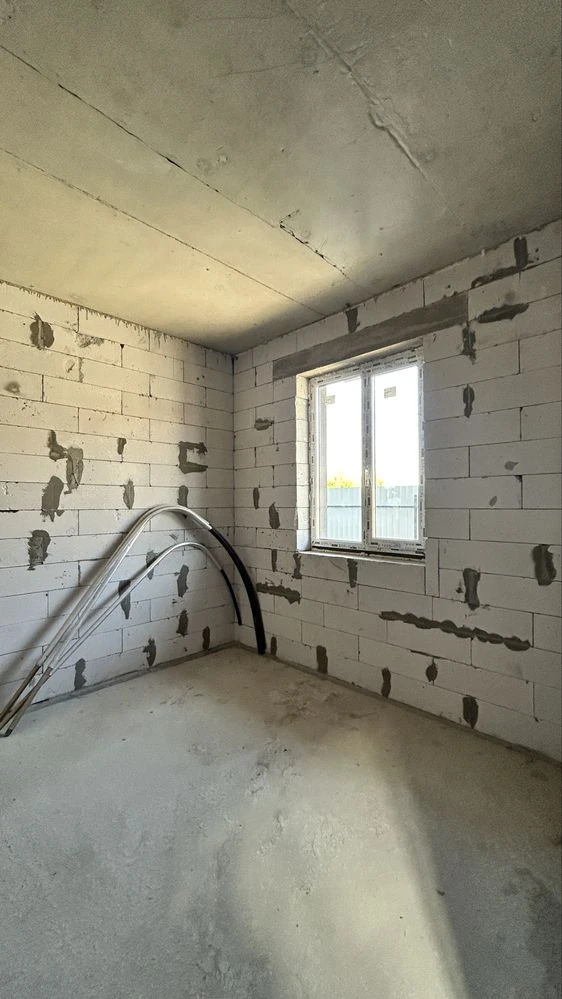 Будинок у Бучі: 125 м², 4 кімнати, газ і центральні комуніка