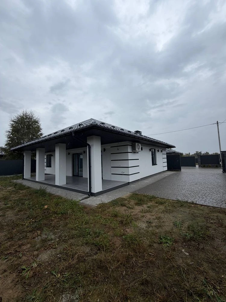 продам будинок 100 м2,4 сотки, газ
