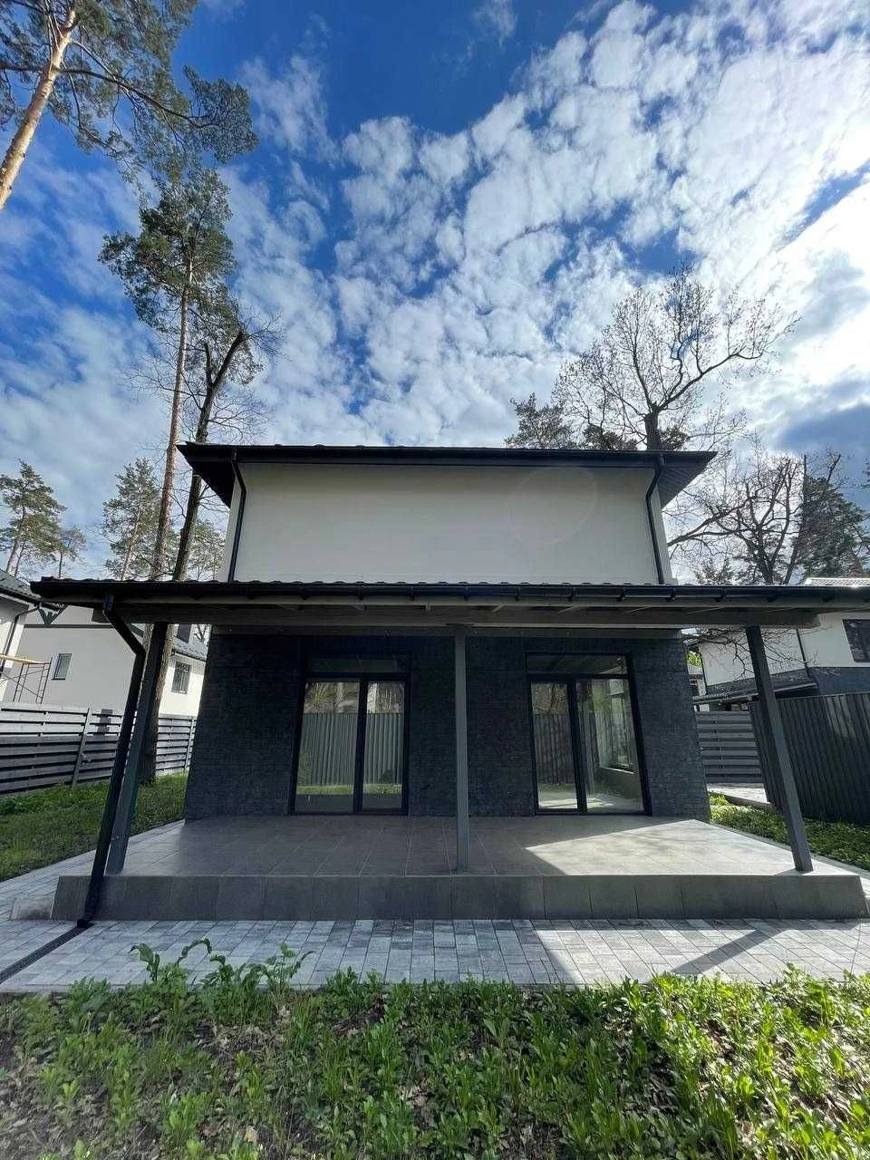 Продаж будинку з наповненням в Лісовій Бучі , газ,центральні
