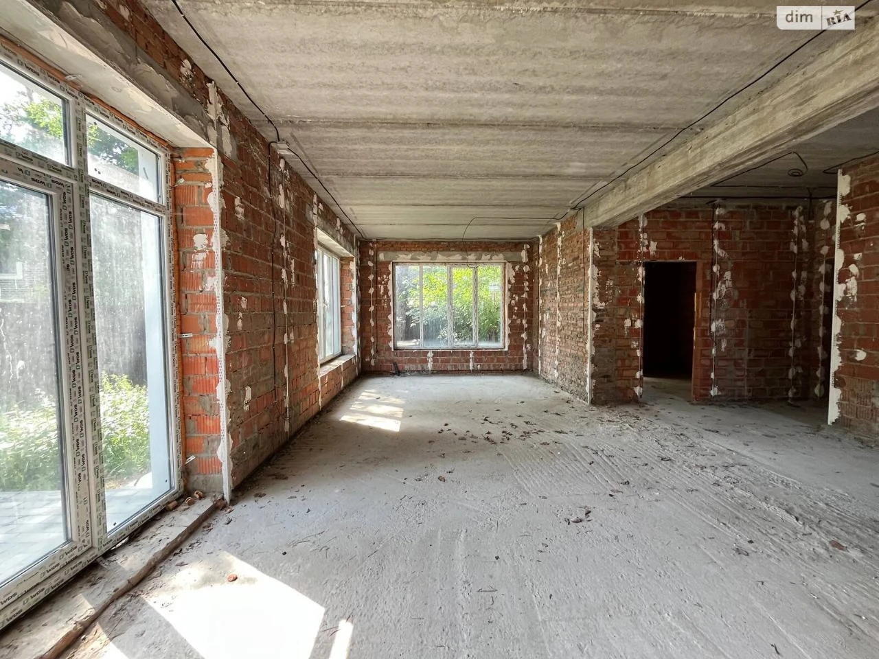 Продаж Дім