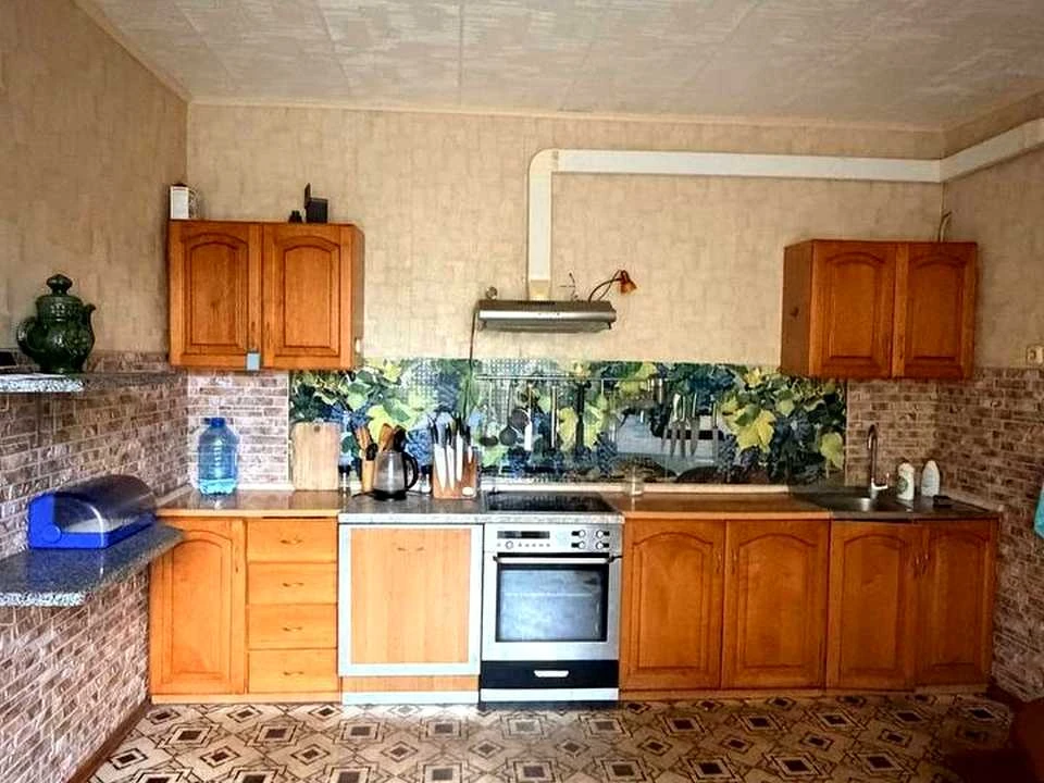 Будинок. Буча, Яблунська вул.
