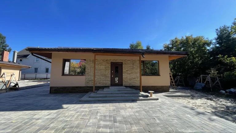 Будинок в центрі Бучі