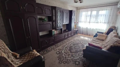 Продажа: Трехкомн. Ул. Очаровательная, 38А. От владельца
