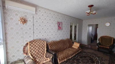 Продажа: Трехкомн. Ул. Очаровательная, 38А. От владельца