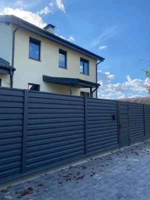 Будинок Таунхаус двоповерховий з великою ділянкою у Ворзелі