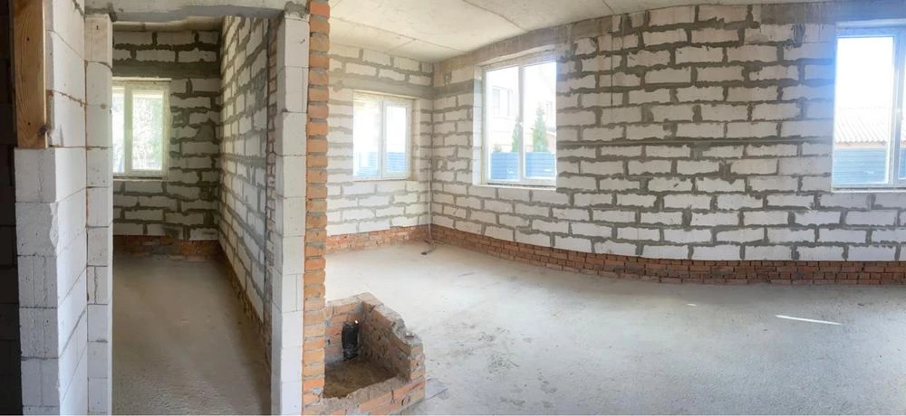 Будинок Таунхаус двоповерховий з великою ділянкою у Ворзелі