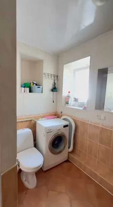 I will sell part of a house in Fontana-Chubaivka — 90 m², 3 rooms