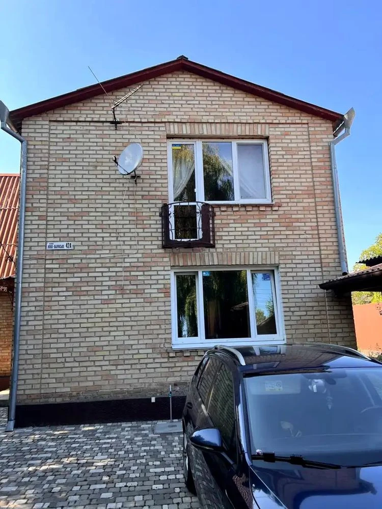 Продаж двоповерхового будинку в Бучі Ново-Яблунська 42А