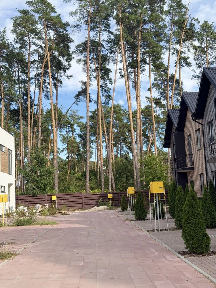 Продаж таунхауса з ремонтом Лісова Буча