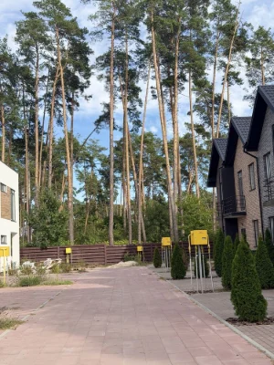 Продаж таунхауса з ремонтом Лісова Буча